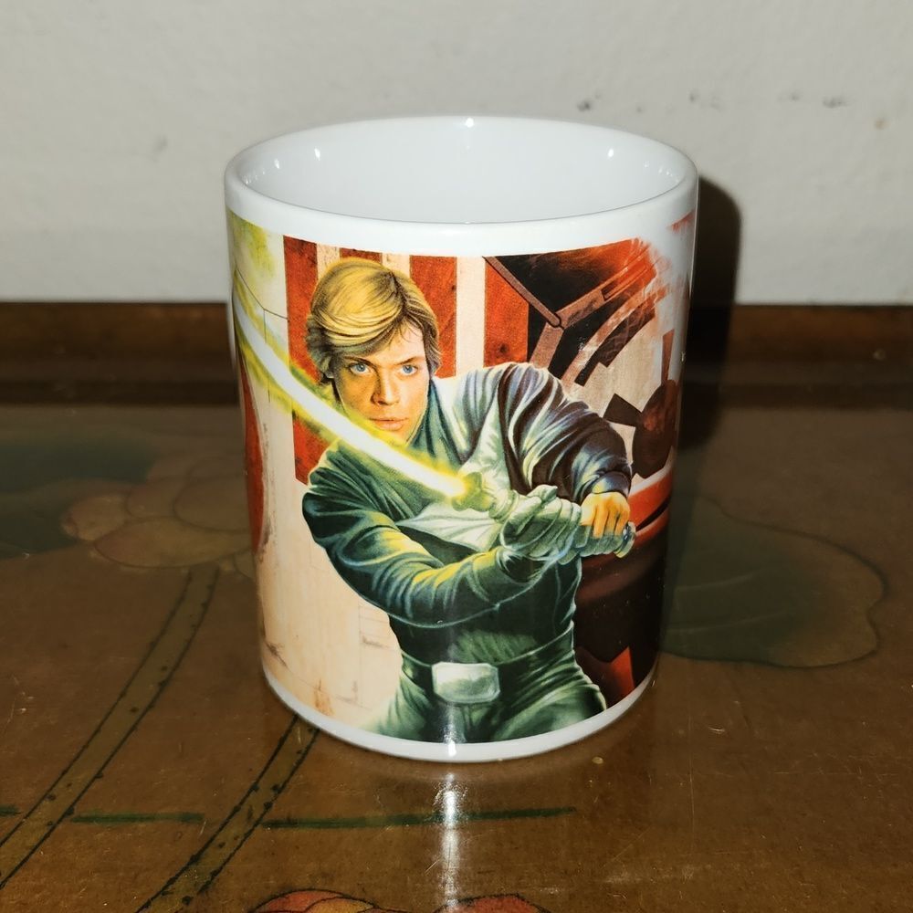 Star Wars 2011 Luke Skywalker Darth Vader Cup 12 oz.